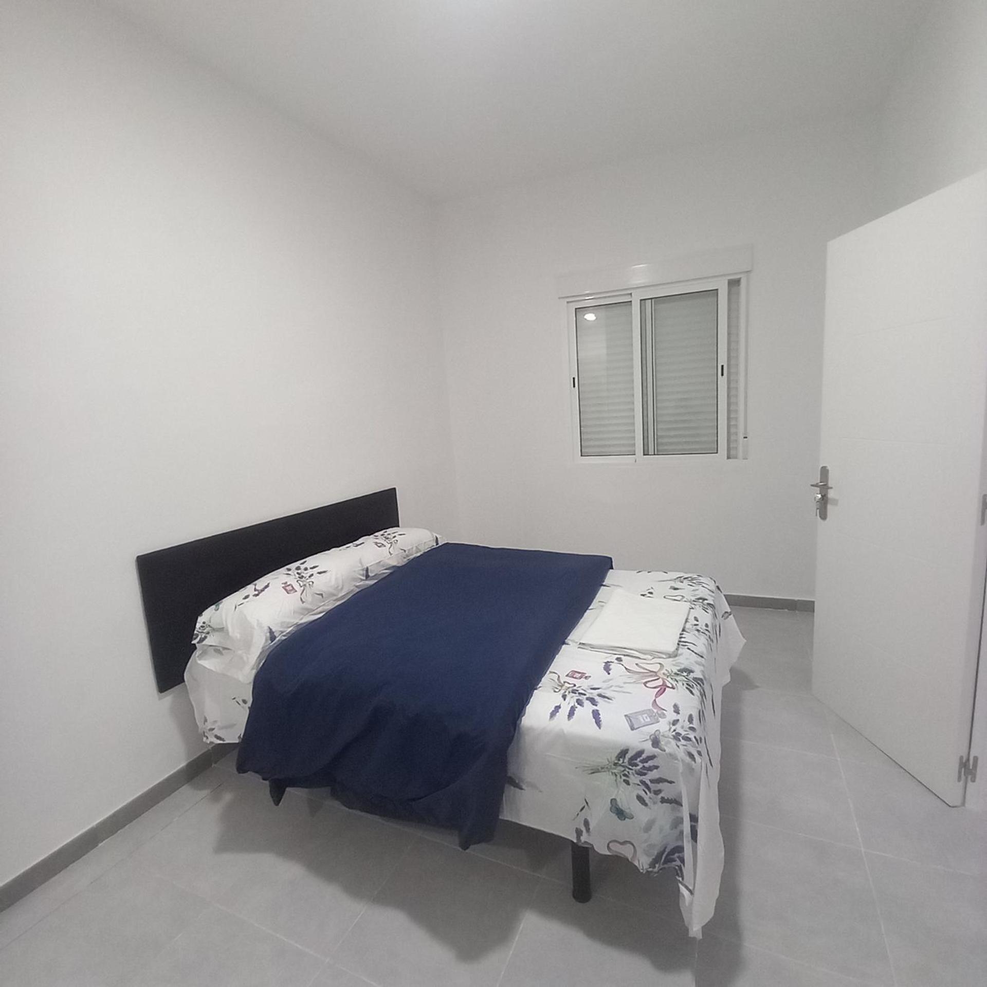 Emma Lovely Room With Private Bathroom Alicante Exterior foto